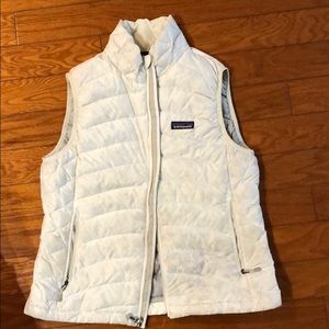 Patagonia white puffer vest